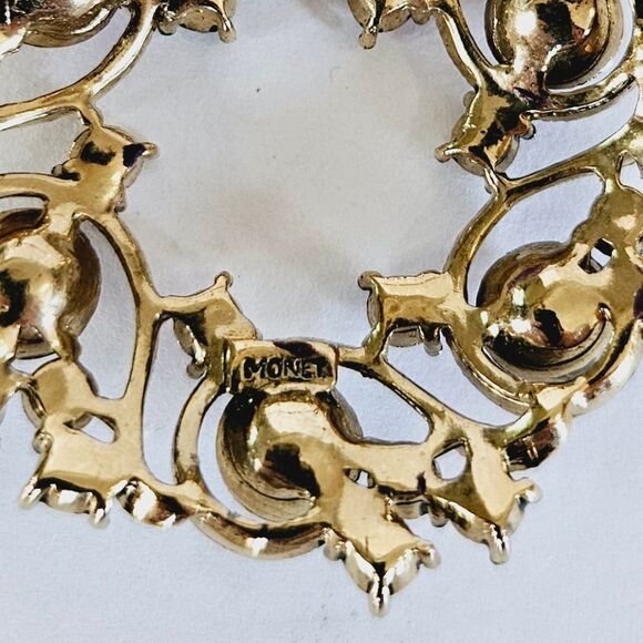 Vintage Signed Monet Openwork Pink Green Rhinestone Circular Wreath Brooch Pin - Picture 8 of 8